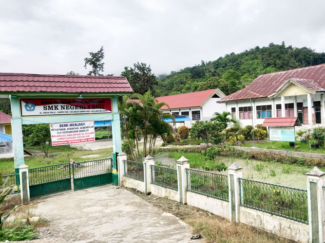 Dengan semangat inovatif, SMK Negeri 2 Sigi terus mendorong peningkatan kualitas layanan pendidikan berbasis teknologi. Website sekolah bukan hanya simbol kemajuan, tetapi juga sarana transformasi menuju sistem pendidikan yang terbuka, kolaboratif, dan siap bersaing di era digital.